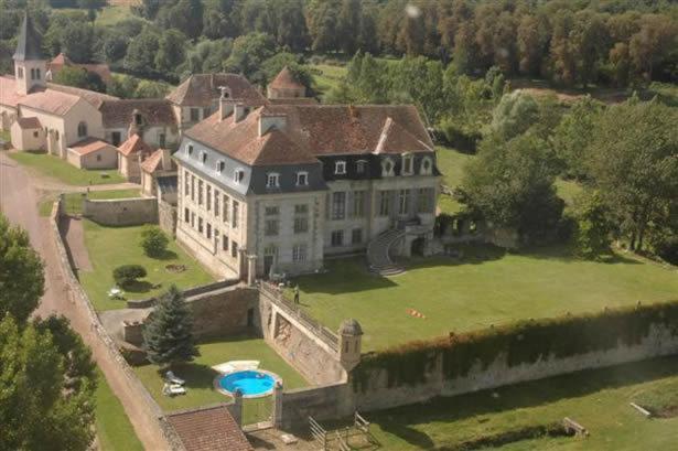 Chateau De Flee Semur-en-Auxois Exteriör bild