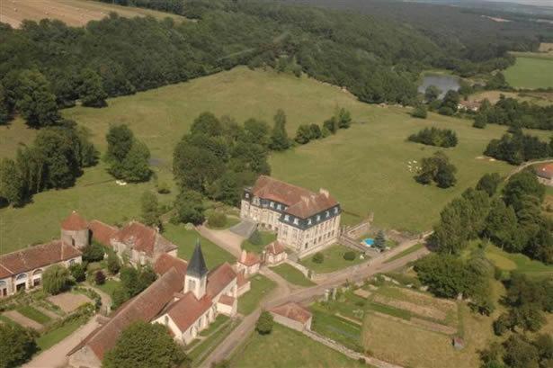 Chateau De Flee Semur-en-Auxois Exteriör bild